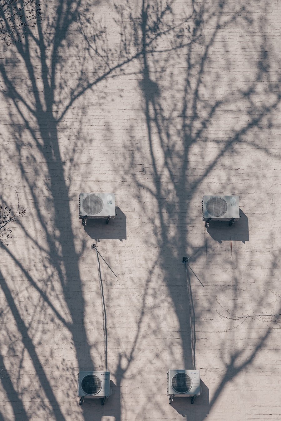 Photo "Can I Get a Live Feed of My Home Through Home Security Devices?"