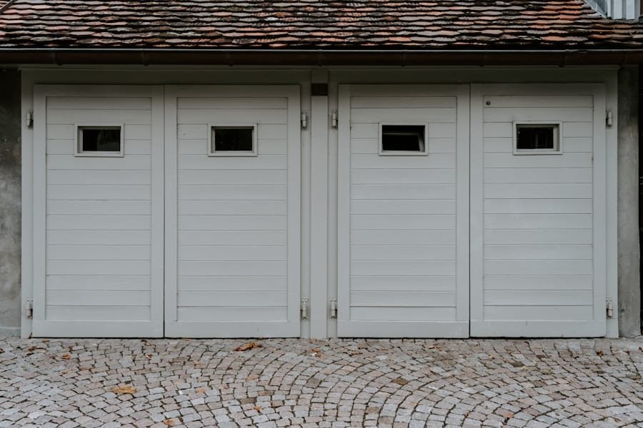 Photo "Are There Any Advanced Security Devices Specifically for Garages?"