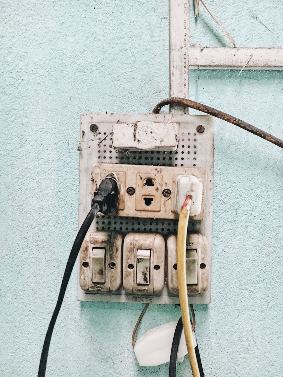 Photo "Can My Security System Alert Me if There Is a Problem with My Appliances?"