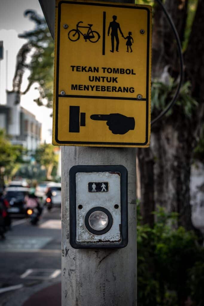 Photo "Can My Security System Integrate with Local Law Enforcement Agencies"