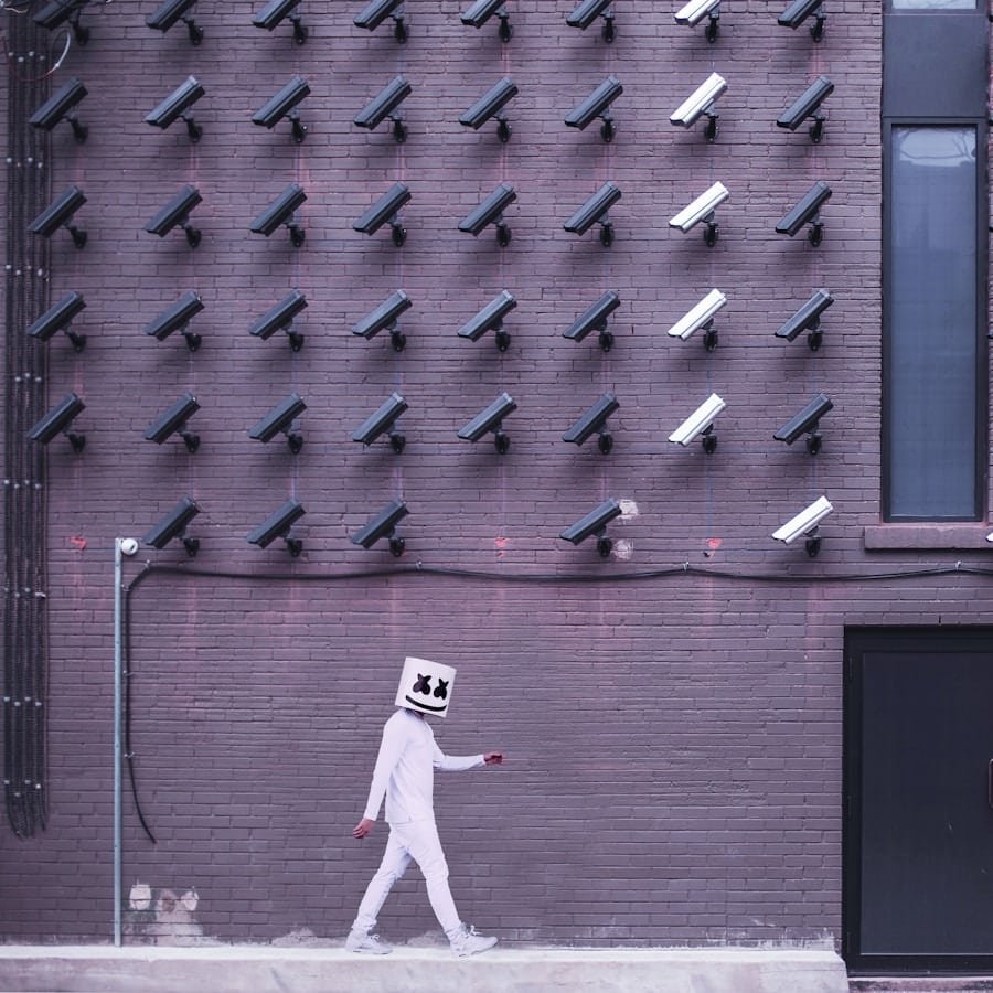 Photo "Can My Security System Learn My Daily Routine to Detect Anomalies More Effectively?"