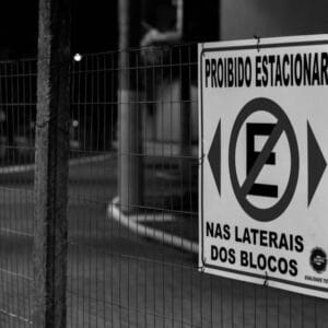 Photo "¿Hay restricciones sobre los dispositivos de seguridad para el hogar y la colocación de cámaras?"