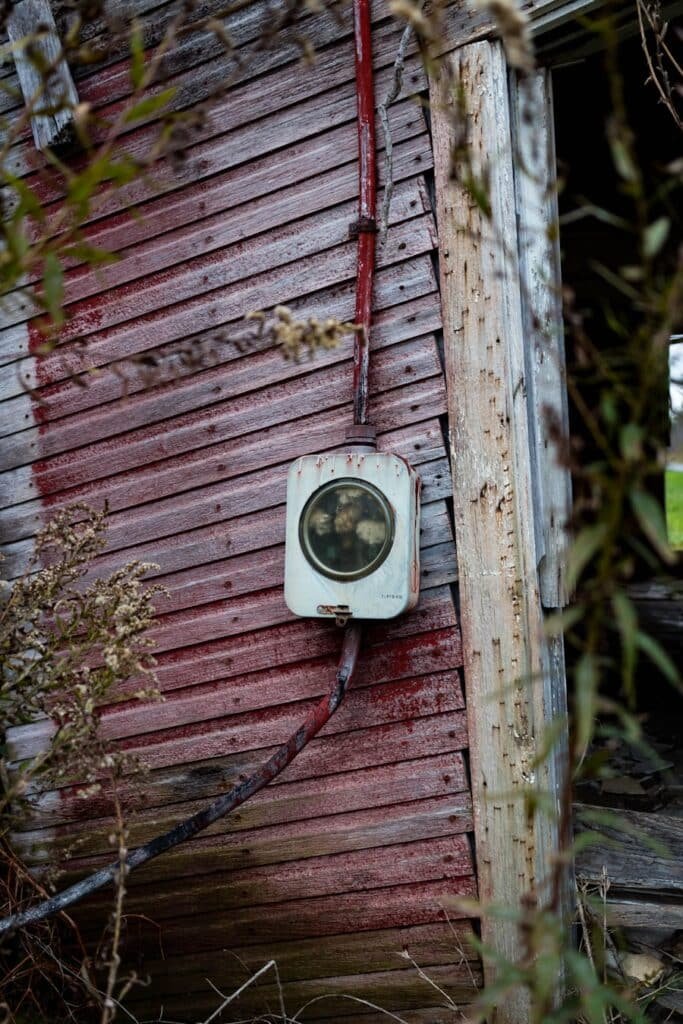 Photo "Can Advanced Home Security Devices Recognize Familiar Faces?"