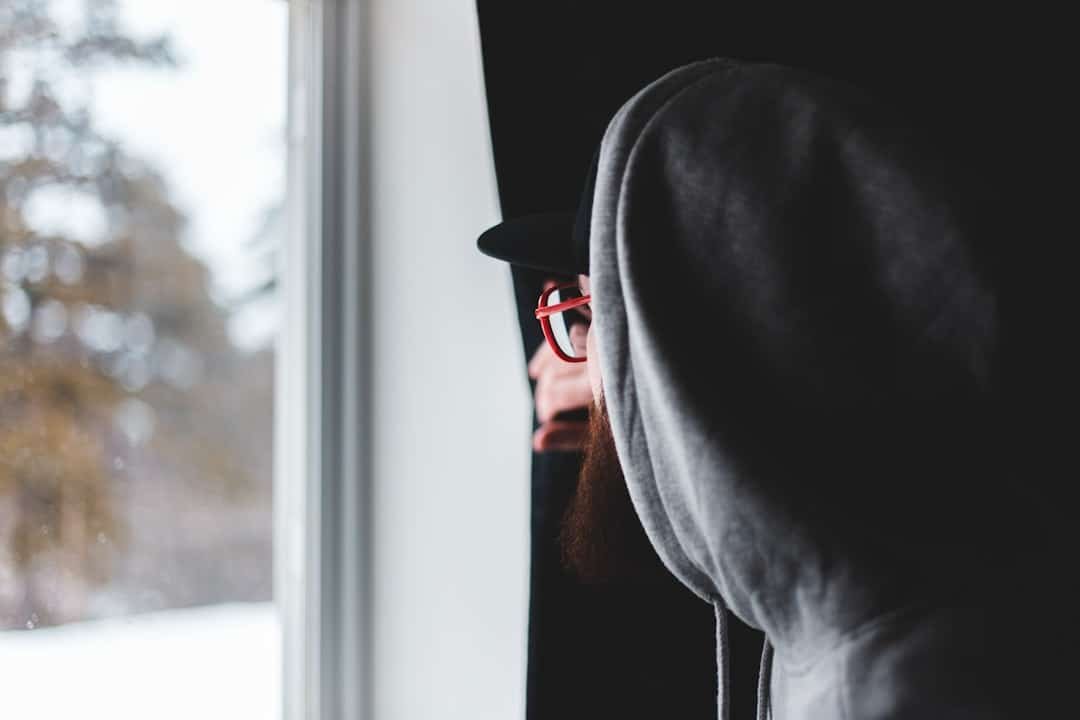 Photo Simplisafe Deter Burglars