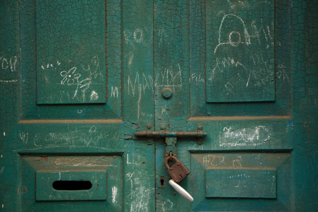 Photo Locksmithing Myths Debunked